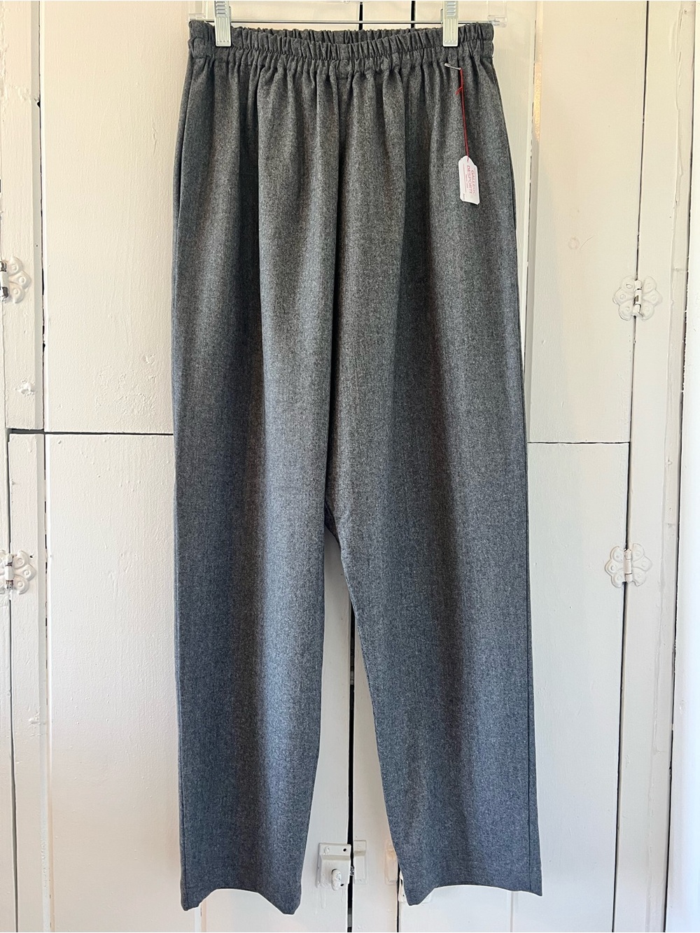 NWT Gallego Desportes Women's Elastic-Waist Straight Trousers - Gray size Med
